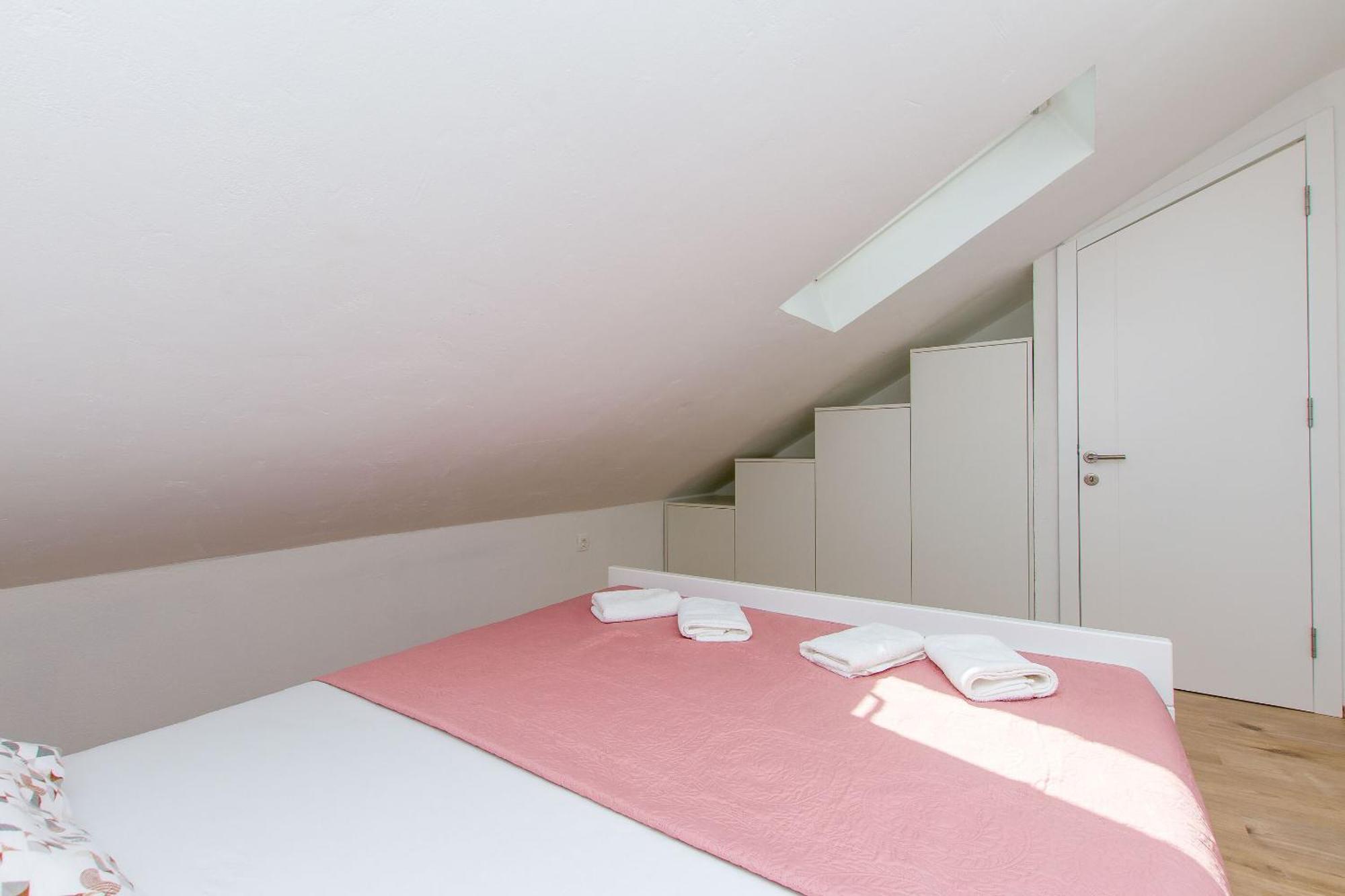 Apartment Petea オミシュ エクステリア 写真